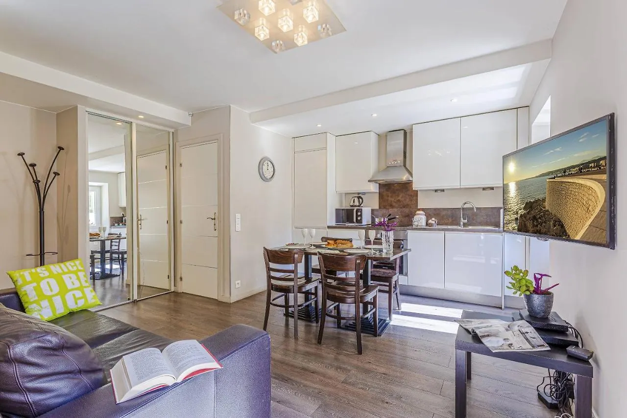 Apartment Joffre 9 - Near Massena Square - Terrace Nice